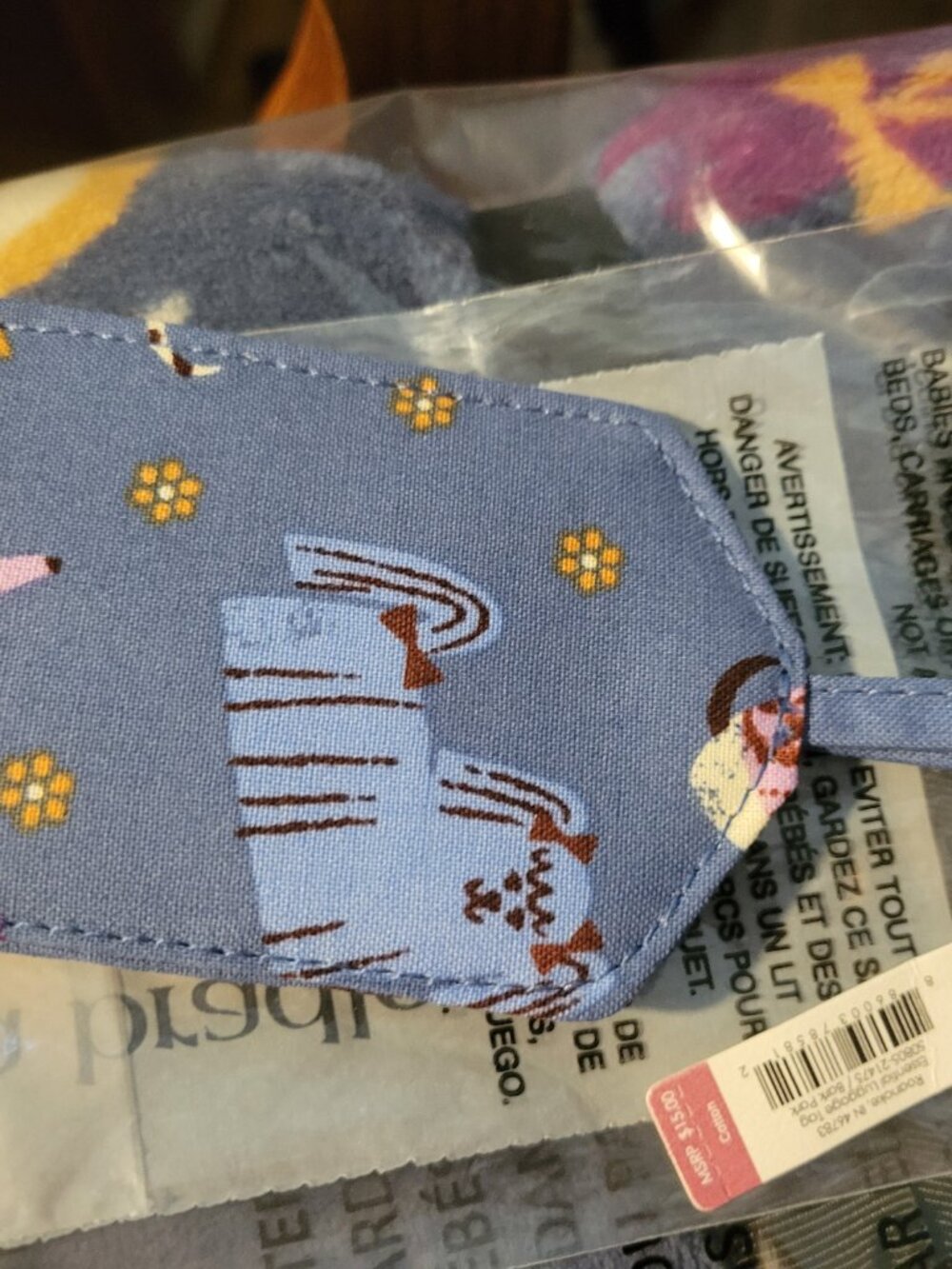 Vera Bradley Bark Park essential throw blanket & luggage tag - Picture 7 of 8